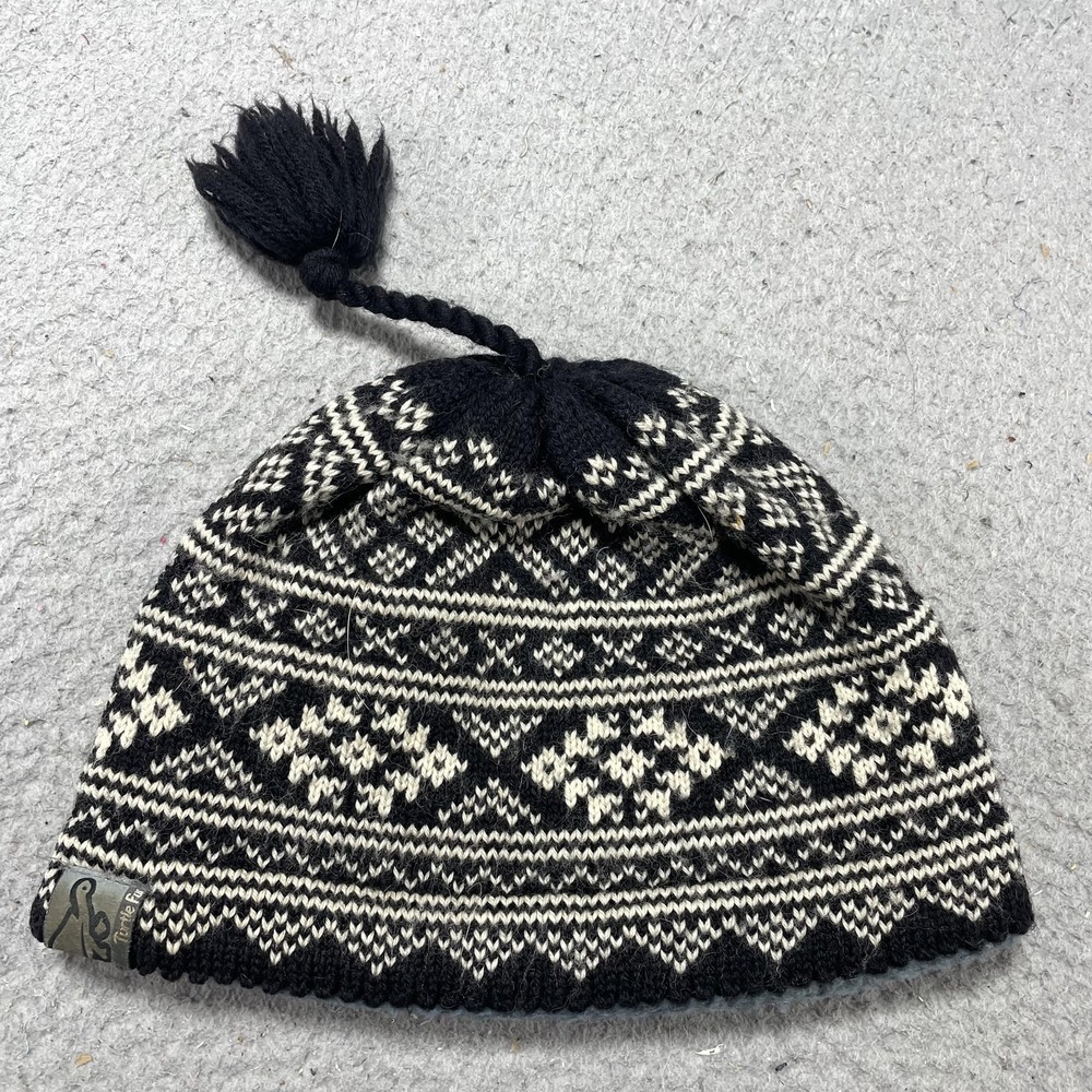 Turtle Fur Hat Beanie One Size Mens Black Fair Isle Tassel Fleece Lined Ski